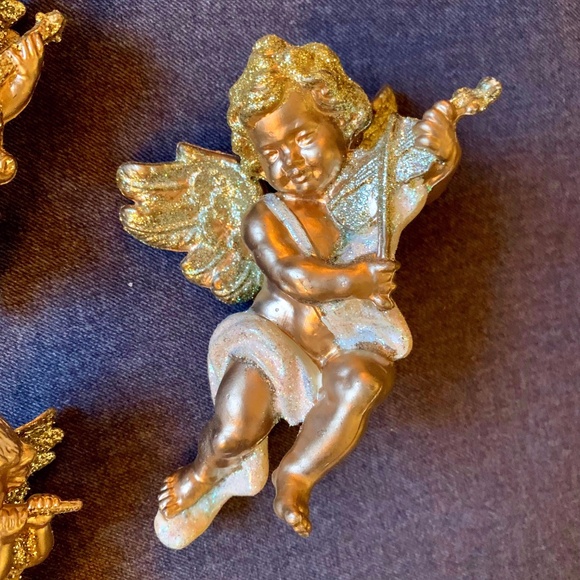 3/$45 ⭐️ Christmas Cherub Ornaments - Set of 3 - Picture 4 of 8
